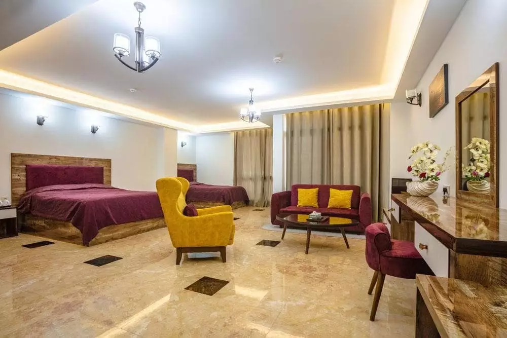 Alibaba https://cdn.alibaba.ir/ostorage/hotel-accommodation-images/67b60d9931ce2147606d015f_اتاق VIP  سه نفره.webp